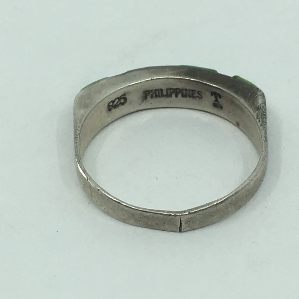 Vintage Native American Navajo-style Ring Green Gaspeite or Turquoise Stone Inly